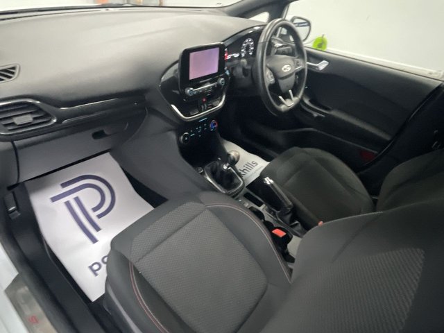 2019 FORD FIESTA - Photo 5