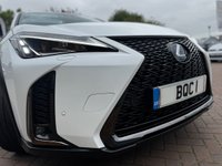 USED 2020 70 LEXUS UX 2.0 250h F Sport SUV 5dr Petrol Hybrid E-CVT Euro 6 (s/s) (184 ps) Beautiful Lexus with Premium Pack Extendable Lexus Warranty Full Dealer Service History Amazing Spec
