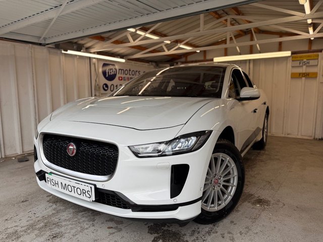 View our Jaguar I-Pace 400 90kWh S SUV 5dr Electric Auto 4WD (400 ps)+1 FORMER KEEPER+HISTORY+2 KEYS+2 CABLES+MEDIA+NAVIGATION+FULL LEATHER SEATS+PRIVACY+18 INCH ALLOYS
