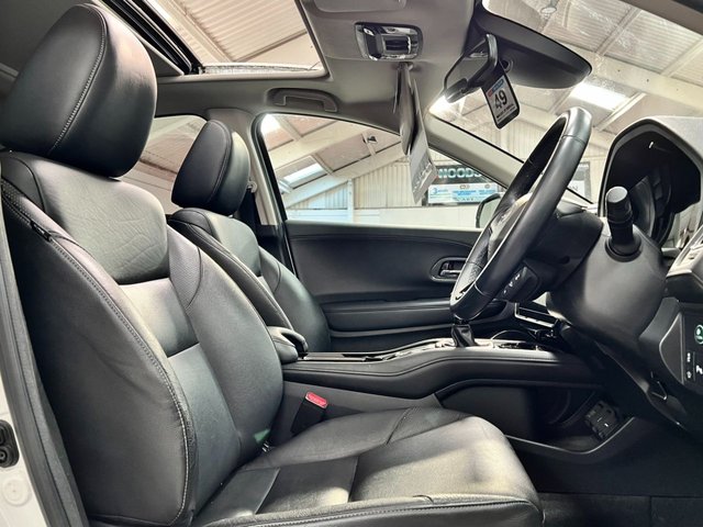 View our HONDA HR-V