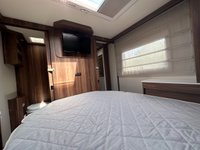USED 2016 16 ROLLER TEAM T-LINE 740 5 BERTH WITH 5 TRAVEL SEATS 5 BERTH WITH REAR ISLAND BED