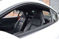 USED 2015 15 PORSCHE CAYMAN 2.7 981 Coupe 2dr Petrol PDK Euro 6 (s/s) (275 ps) BOSE / PASM / CHRONO / NAV