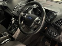USED 2014 64 FORD KUGA 2.0 TDCi Zetec SUV 5dr Diesel Powershift AWD Euro 5 (140 ps) +HEATED WINDSCREEN+AIR CON+