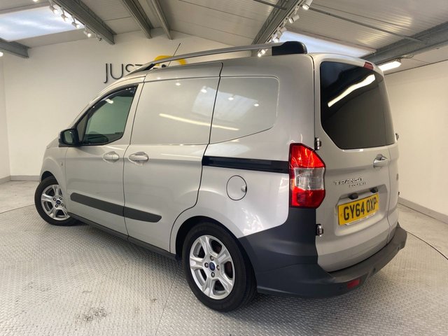 2014 Ford Transit Courier 1.5L Trend 5dr - Photo 4