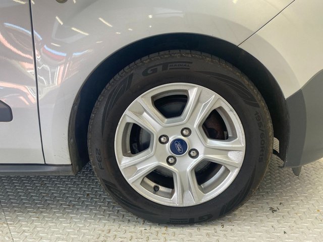 2014 Ford Transit Courier 1.5L Trend 5dr - Photo 10