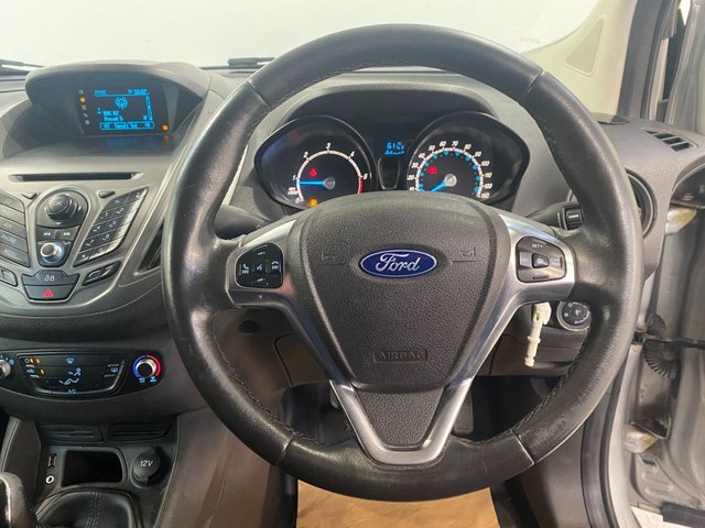 2014 Ford Transit Courier 1.5L Trend 5dr - Photo 12