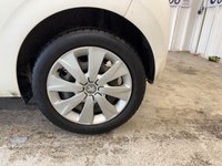 USED 2017 17 PEUGEOT 108 1.0 Active Hatchback 3dr Petrol Manual Euro 6 (68 ps)+2 KEYS+2 FORMER KEEPERS+AIRCON 2 KEYS+2 FORMER KEEPERS+AIRCON+HISTORY+INSURANCE GROUP 6+MEDIA+USB+AUX+HPI CLEAR