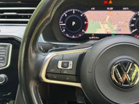 USED 2017 17 VOLKSWAGEN PASSAT 2.0 TDI BlueMotion Tech R-Line Estate 5dr Diesel DSG Euro 6 (s/s) (150 ps) 