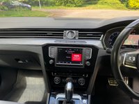 USED 2017 17 VOLKSWAGEN PASSAT 2.0 TDI BlueMotion Tech R-Line Estate 5dr Diesel DSG Euro 6 (s/s) (150 ps) 