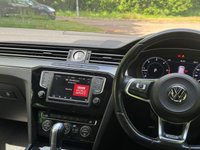 USED 2017 17 VOLKSWAGEN PASSAT 2.0 TDI BlueMotion Tech R-Line Estate 5dr Diesel DSG Euro 6 (s/s) (150 ps) 