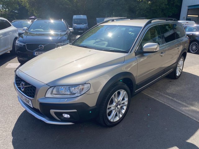 2015 15 Volvo Xc70 2.4 D5 SE Lux Estate 5dr Diesel Geartronic AWD Euro 5 (215 ps)