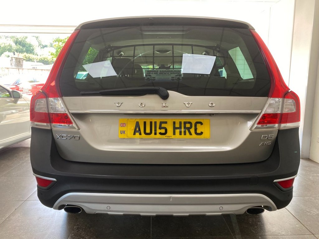 USED 2015 15 VOLVO XC70 2.4 D5 SE Lux Estate 5dr Diesel Geartronic AWD Euro 5 (215 ps) WINTER PACK REVERSE CAMERA DAB NAV