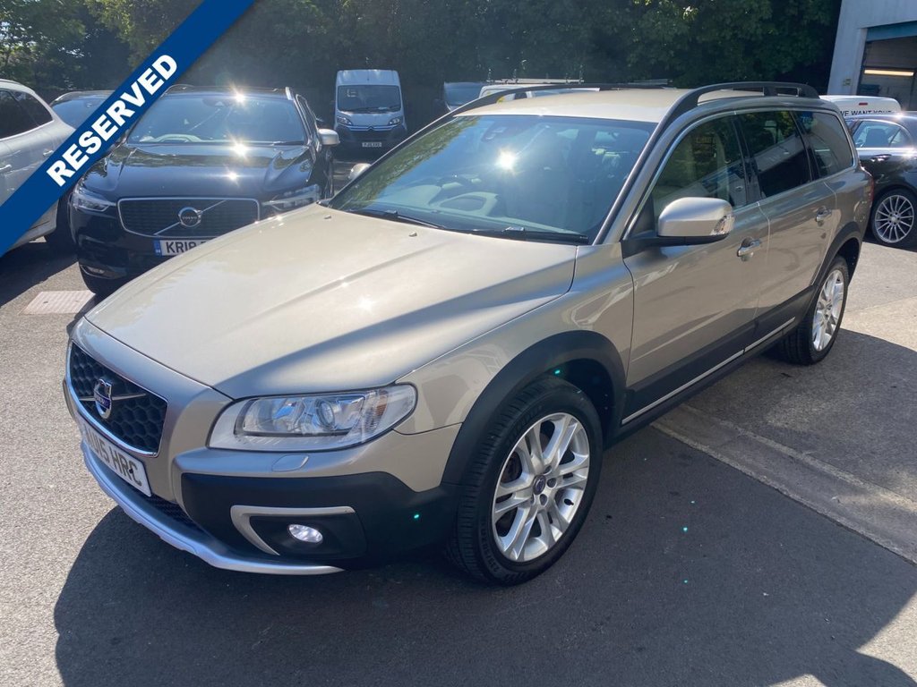 USED 2015 15 VOLVO XC70 2.4 D5 SE Lux Estate 5dr Diesel Geartronic AWD Euro 5 (215 ps) WINTER PACK REVERSE CAMERA DAB NAV