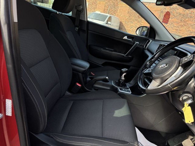 2019 KIA SPORTAGE 2019 1.6 GDi 2 SUV 5dr Petrol - Photo 8