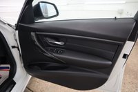USED 2012 62 BMW 3 SERIES 2.0 320i Luxury Saloon 4dr Petrol Auto Euro 5 (s/s) (184 ps) SERVICE HISTORY 2 KEYS 1 OWNER