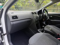 USED 2015 15 VOLKSWAGEN POLO 1.4 TDI BlueMotion Tech SE Hatchback 5dr Diesel Manual Euro 6 (s/s) (75 ps) 