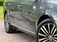 USED 2011 11 VOLKSWAGEN PASSAT 2.0 TDI BlueMotion Tech SE Estate 5dr Diesel Manual Euro 5 (s/s) (140 ps) 