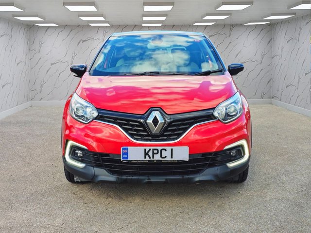 View our RENAULT CAPTUR