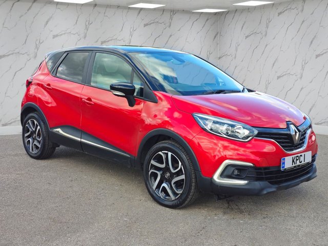 View our RENAULT CAPTUR