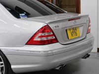 USED 2004 54 MERCEDES-BENZ C CLASS 5.4 C55 AMG saloon 4dr petrol Automatic SUNROOF + LOW MILEAGE