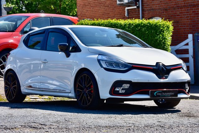 2017 17 Renault Clio 1.6 TCe Renaultsport Nav Trophy Hatchback 5dr Petrol EDC Euro 6 (s/s) (220 ps)