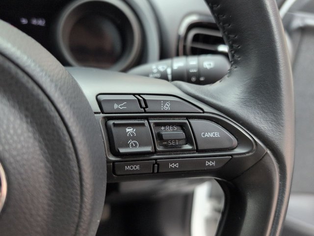 USED 2021 21 Toyota Yaris 1.5 Vvt-H Design Hatchback 5dr Petrol Hybrid E-Cvt Euro 6 (s/S) (116 Ps) - Apple Carplay + Dab Radio -