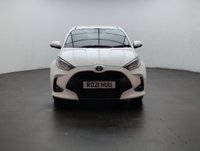 USED 2021 21 Toyota Yaris 1.5 Vvt-H Design Hatchback 5dr Petrol Hybrid E-Cvt Euro 6 (s/S) (116 Ps) - Apple Carplay + Dab Radio -