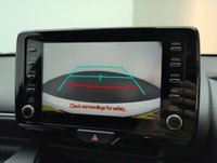 USED 2021 21 Toyota Yaris 1.5 Vvt-H Design Hatchback 5dr Petrol Hybrid E-Cvt Euro 6 (s/S) (116 Ps) - Apple Carplay + Dab Radio -