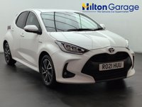 USED 2021 21 Toyota Yaris 1.5 Vvt-H Design Hatchback 5dr Petrol Hybrid E-Cvt Euro 6 (s/S) (116 Ps) - Apple Carplay + Dab Radio -