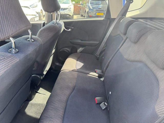 2015 Honda Jazz 1.4L Es Plus 5dr - Photo 9