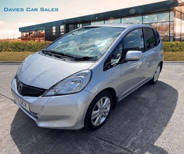 2015 Honda Jazz 1.4L Es Plus 5dr