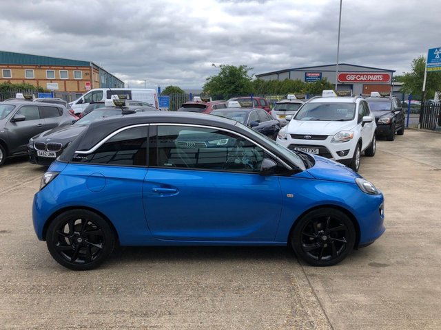 2017 VAUXHALL ADAM 2017 1.4i SLAM Hatchback 3dr Petrol Manual Euro 6 (100 ps) - Photo 9