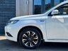 USED 2017 17 MITSUBISHI OUTLANDER 2.0h 12kWh 4h SUV 5dr Petrol Plug-in Hybrid CVT 4WD Euro 6 (s/s) (200 ps) SUNROOF+SATNAV+HTD SEATS+STEERING