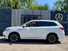 USED 2017 17 MITSUBISHI OUTLANDER 2.0h 12kWh 4h SUV 5dr Petrol Plug-in Hybrid CVT 4WD Euro 6 (s/s) (200 ps) SUNROOF+SATNAV+HTD SEATS+STEERING
