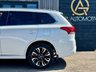 USED 2017 17 MITSUBISHI OUTLANDER 2.0h 12kWh 4h SUV 5dr Petrol Plug-in Hybrid CVT 4WD Euro 6 (s/s) (200 ps) SUNROOF+SATNAV+HTD SEATS+STEERING