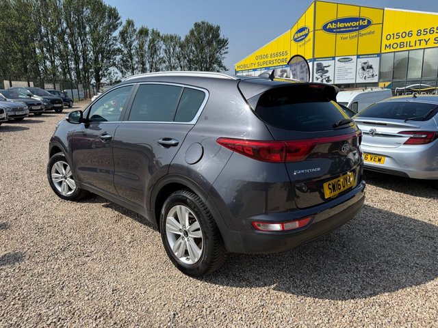 KIA SPORTAGE 1.7 CRDi 2 SUV 5dr Diesel Manual Euro 6 (s/s) (114 bhp) - Photo 5