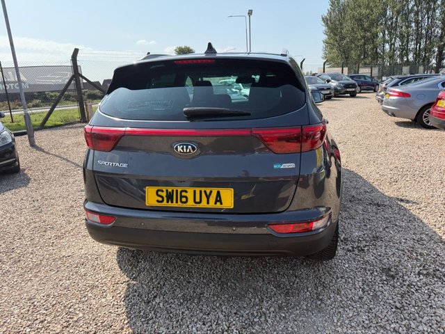 KIA SPORTAGE 1.7 CRDi 2 SUV 5dr Diesel Manual Euro 6 (s/s) (114 bhp) - Photo 10