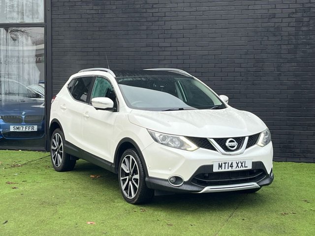 2014 14 Nissan Qashqai 1.2 DIG-T Tekna SUV 5dr Petrol Manual 2WD Euro 5 (s/s) (115 ps)