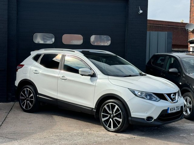 2014 14 Nissan Qashqai 1.2 DIG-T Tekna SUV 5dr Petrol Manual 2WD Euro 5 (s/s) (115 ps)