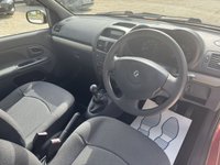 USED 2004 54 RENAULT CLIO 1.2 16v Expression Hatchback 3dr Petrol Manual (139 g/km, 75 bhp) 1 LADY OWNER, 25,875 MILES!