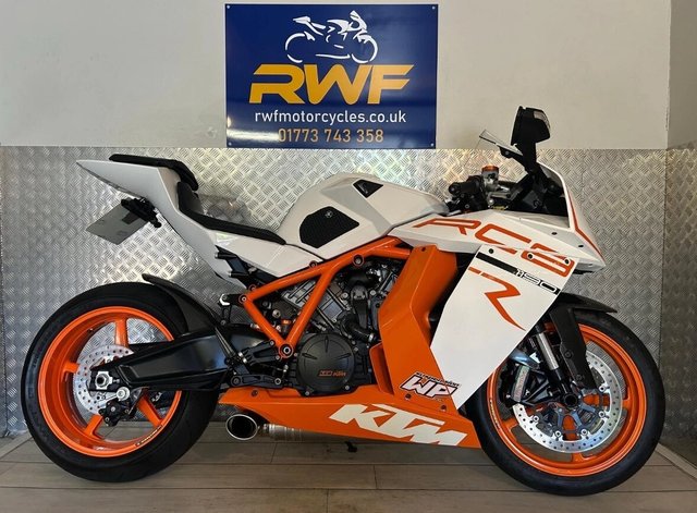 View our KTM RC 8 1190 R RC8R   www.sellingyourbike.co.uk