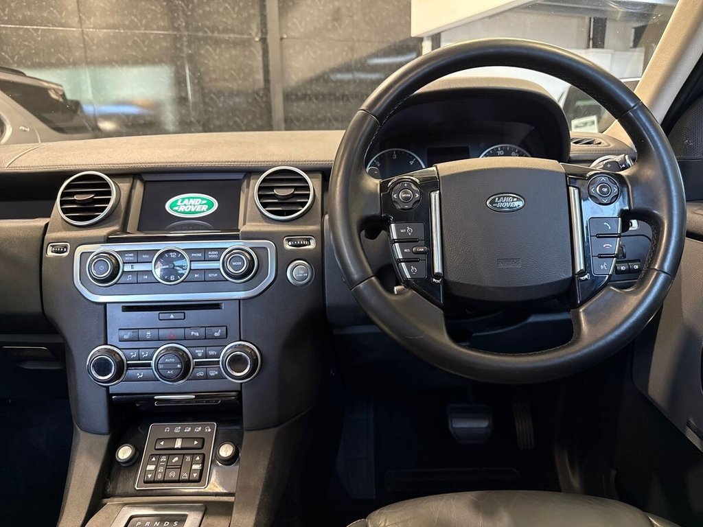 USED 2016 65 LAND ROVER DISCOVERY 4 3.0 SD V6 HSE SUV 5dr Diesel Auto 4WD Euro 6 (s/s) (256 bhp) SIDE STEPS|HTD STEERING WHEEL