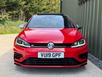 USED 2019 19 VOLKSWAGEN GOLF 2.0 TSI R Hatchback 5dr Petrol DSG 4Motion Euro 6 (s/s) (300 ps) 