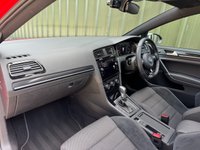 USED 2019 19 VOLKSWAGEN GOLF 2.0 TSI R Hatchback 5dr Petrol DSG 4Motion Euro 6 (s/s) (300 ps) 