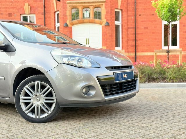 2012 RENAULT CLIO 1.5 dCi Dynamique TomTom Hatchback 5dr Diesel Manual Euro 5 (88 ps) - Photo 4