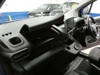 USED 2020 20 VAUXHALL COMBO LIFE 1.5 Turbo D Elite XL MPV 5dr Diesel Auto Euro 6 (s/s) (130 ps) 5/7 SEATS SAT NAV REAR VIEW CAMERA CRUISE CONTROL PARKING SENSORS 1 OWNER EXCELLENT SERVICE HISOTRY WARRANTY