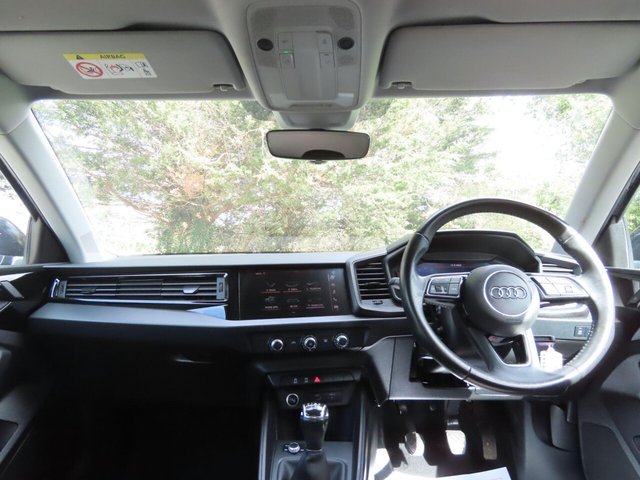 2019 AUDI A1 - Photo 7