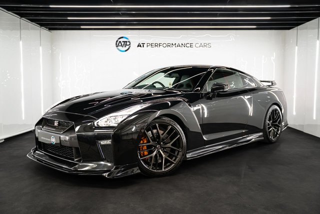 2017 17 Nissan GT-R 3.8 V6 Recaro Coupe 2dr Petrol Auto 4WD Euro 6 (570 ps)