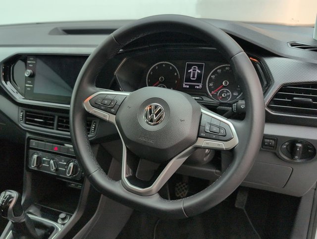 USED 2020 20 Volkswagen T-Cross 1.0 TSI SE Suv 5dr Petrol Manual Euro 6 (s/S) (115 Ps) - Cruise Control + Air Conditioning