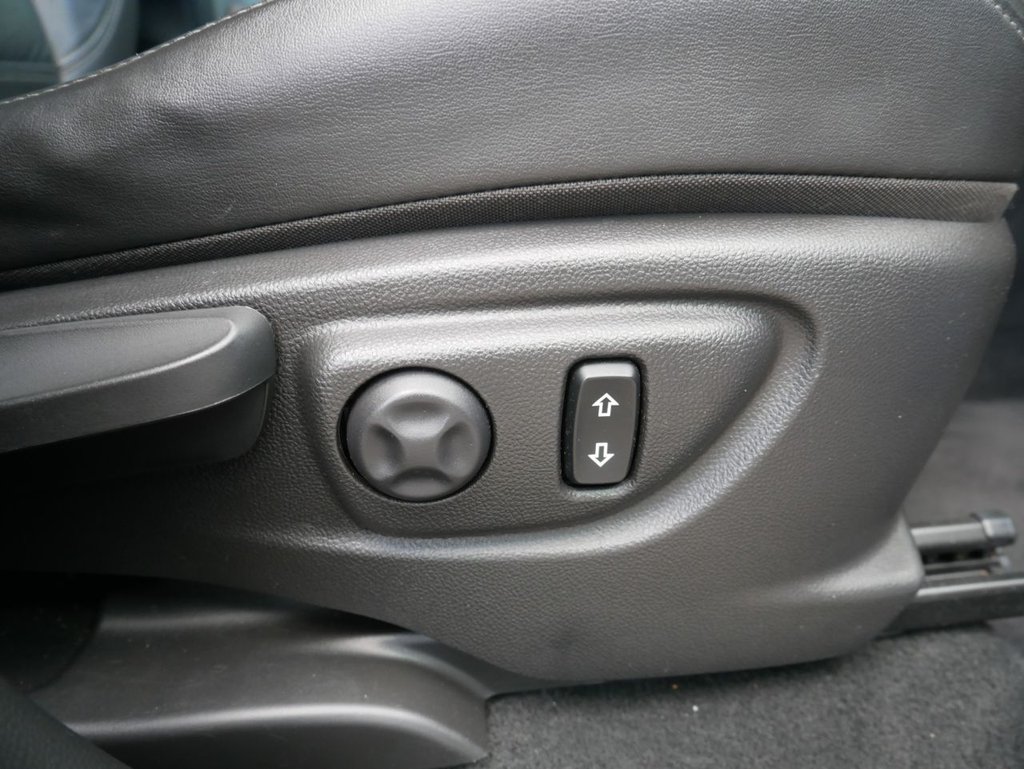 USED 2018 18 VAUXHALL MOKKA X 1.4i Turbo ecoTEC Ultimate SUV 5dr Petrol Manual Euro 6 (s/s) (140 ps) LOW MILEAGE AUTOMATIC. NAV, BLUETOOTH, HEATED LEATHER